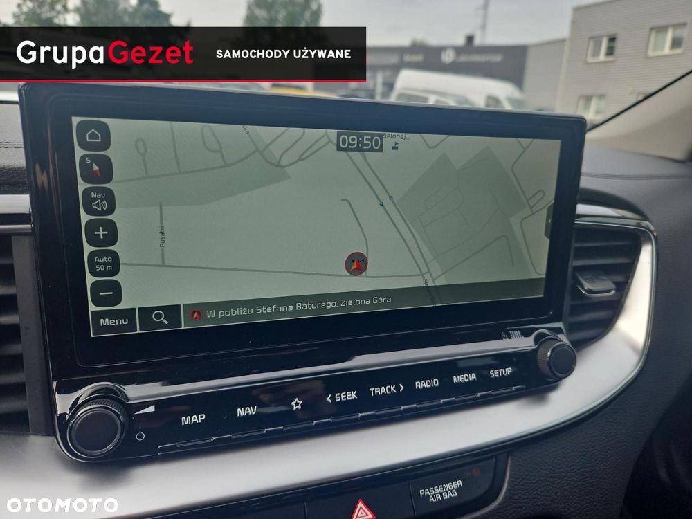 Kia XCeed - 30