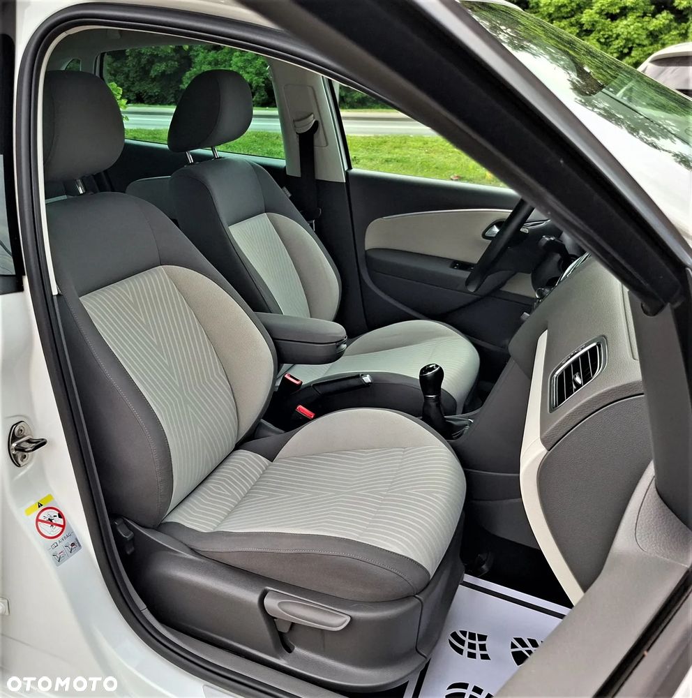 Volkswagen Polo 1.4 TDI Blue Motion Technology FRESH - 20