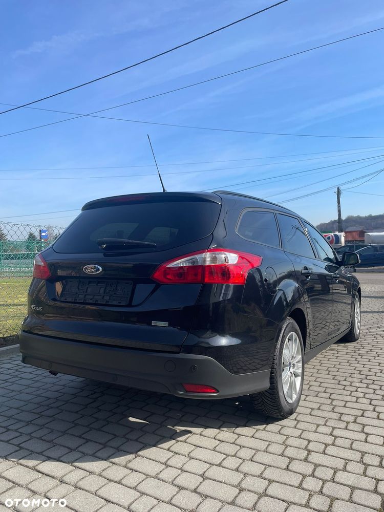 Ford Focus - 8