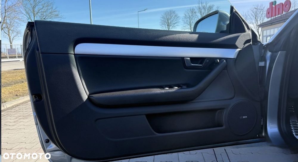 Audi A4 Cabrio 2.0 TFSI multitronic - 22