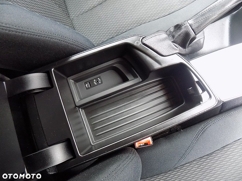 BMW Seria 1 114d Advantage - 14