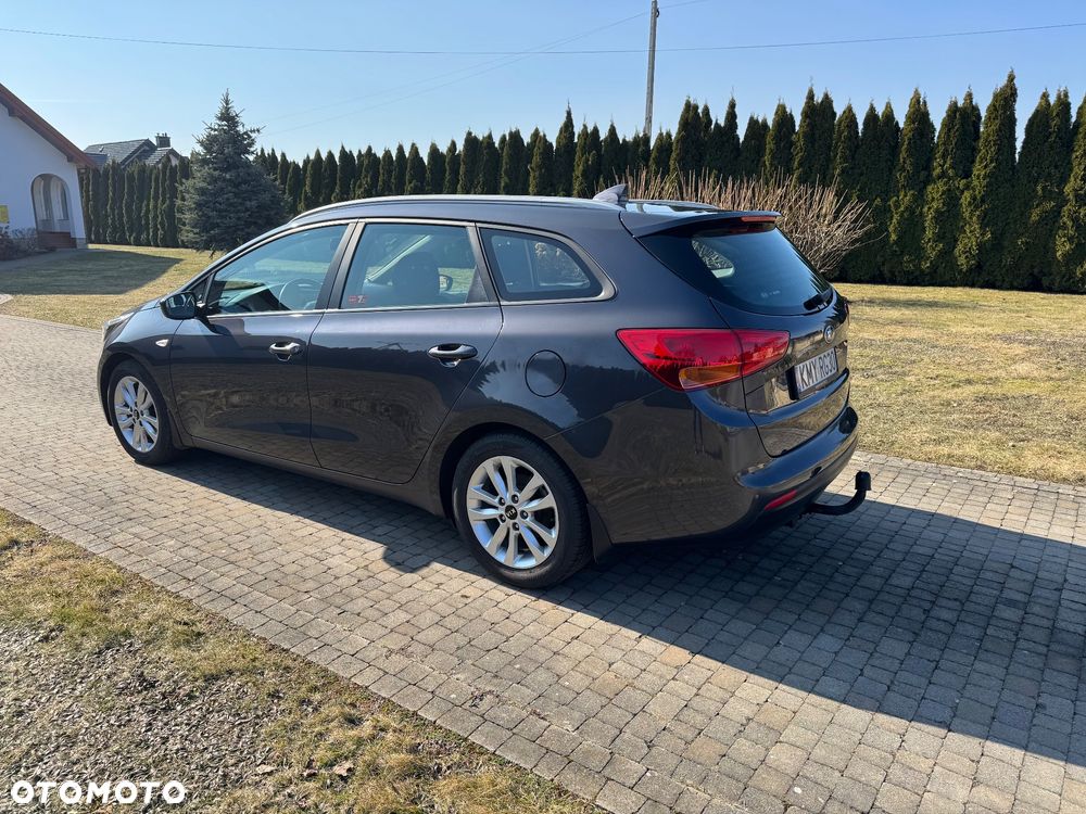 Kia Ceed 1.6 CRDi M - 8