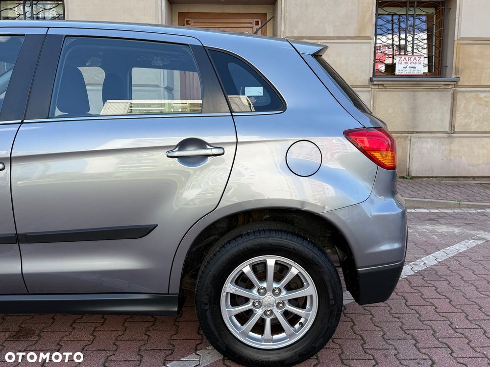 Mitsubishi ASX - 15