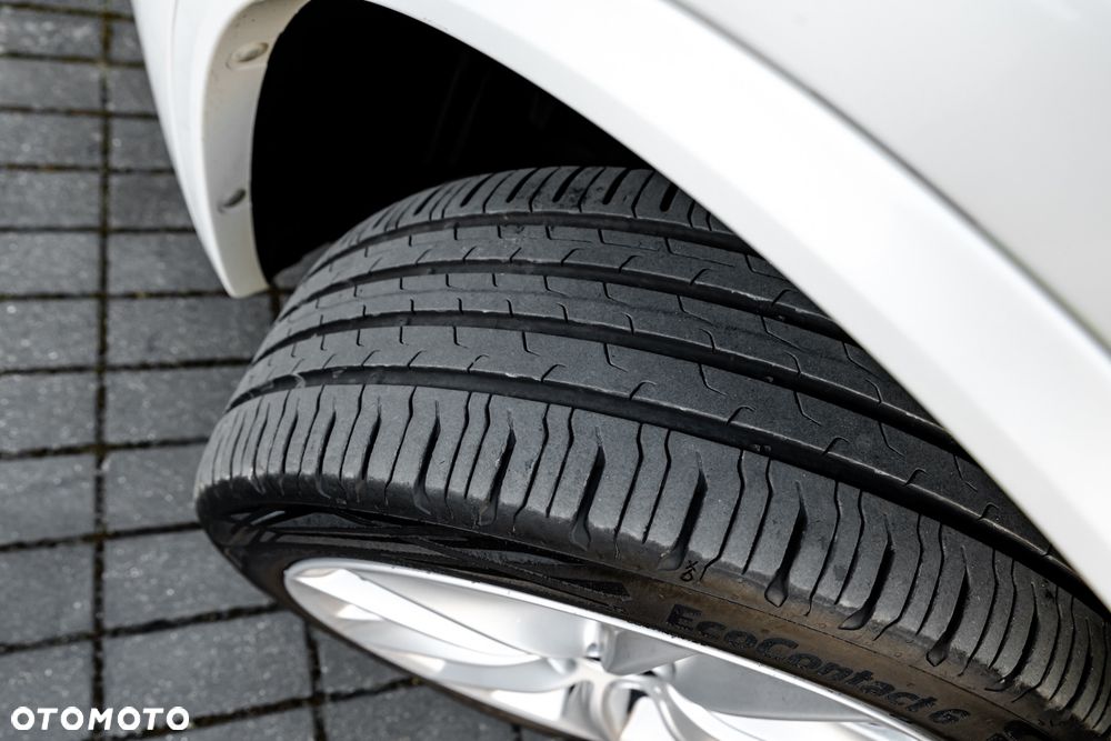 BMW X1 xDrive20d Sport Line - 39