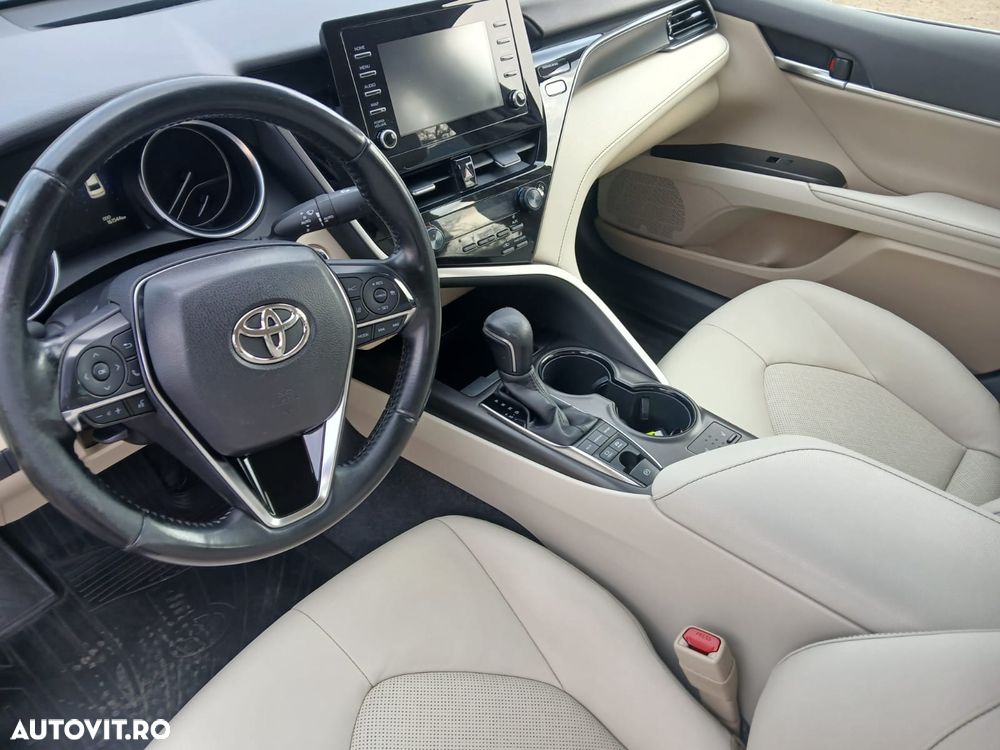 Toyota Camry 2.5 Dynamic - 5