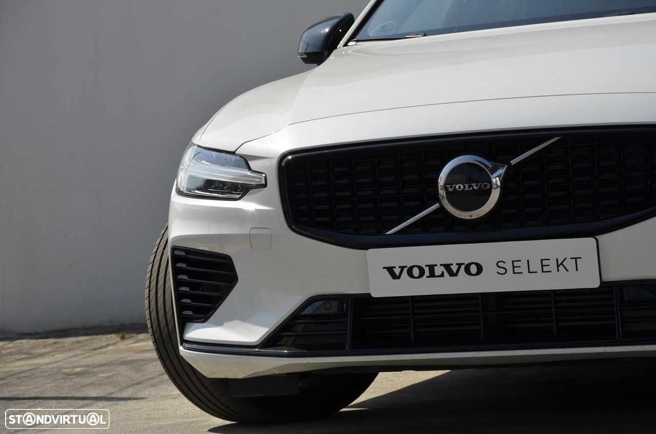 Volvo V60 2.0 T6 AWD TE Plus Dark - 28