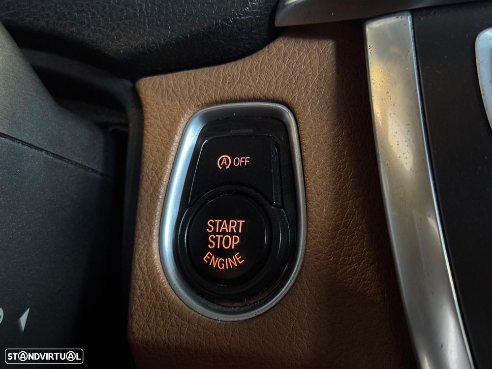 BMW 320 d EfficientDynamics Line Luxury - 14