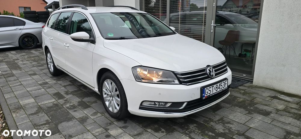 Volkswagen Passat 2.0 TDI Comfortline - 22