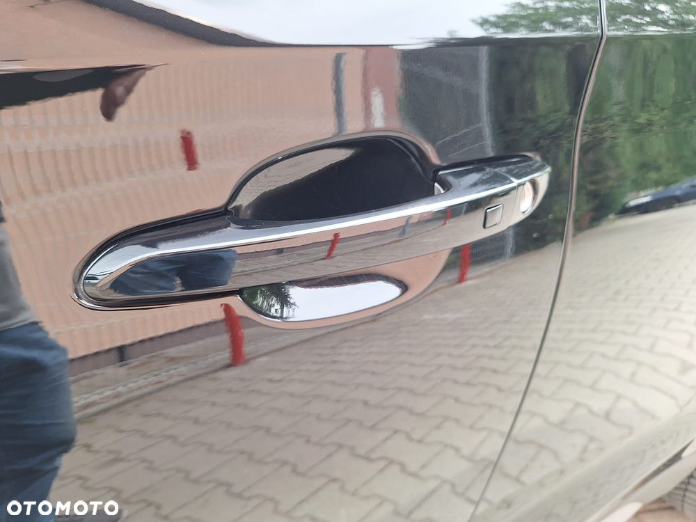 Hyundai Tucson 2.0 CRDI GO 4WD - 29
