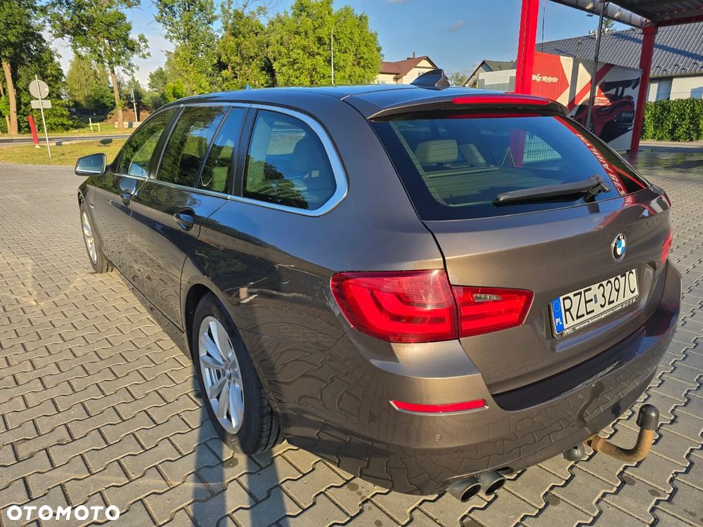 BMW Seria 5 520d - 2