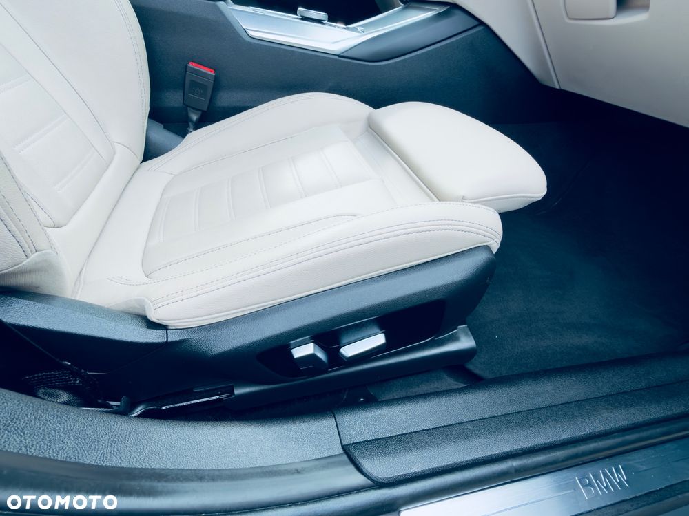 BMW Seria 3 320d MHEV Sport Line sport - 17