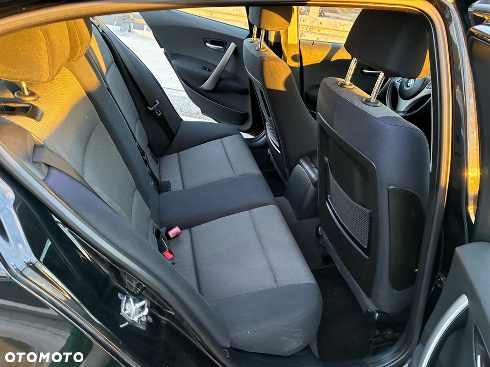 BMW Seria 1 - 12