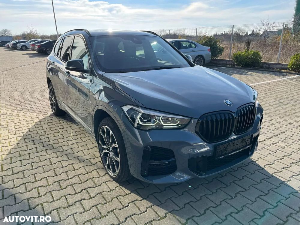 BMW X1 xDrive20i AT M Sport - 12
