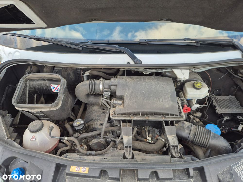 Mercedes-Benz Sprinter - 28