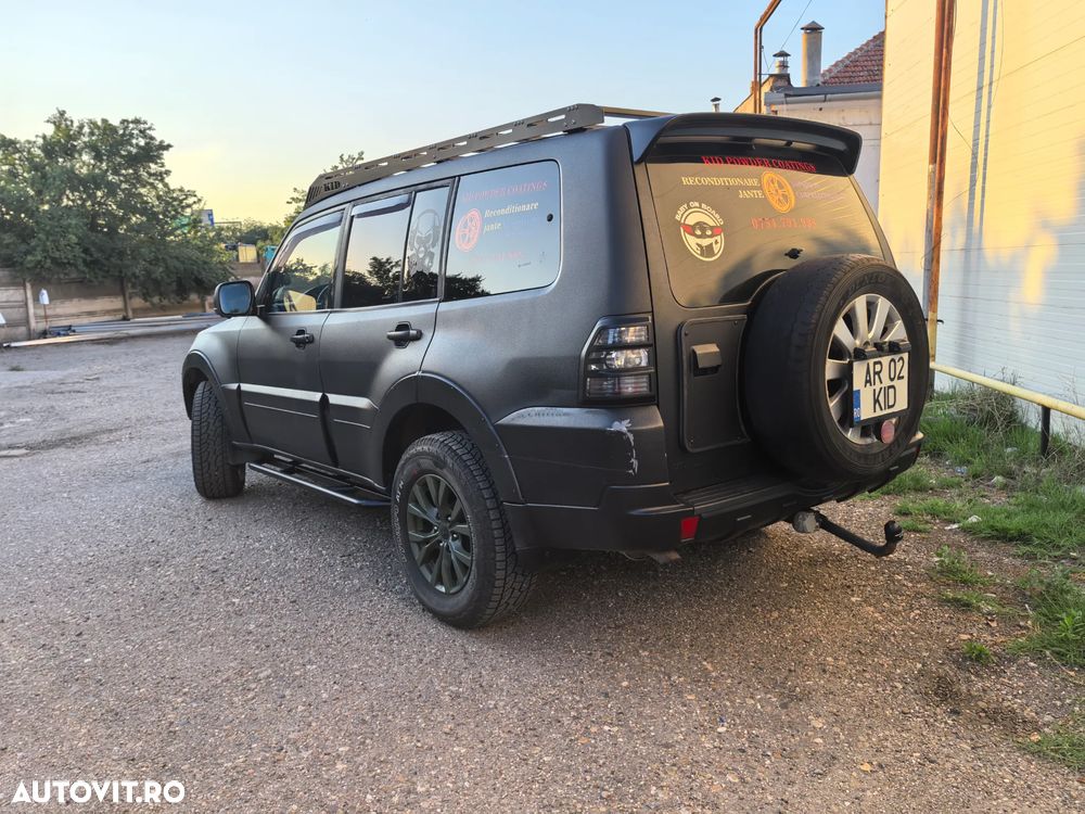 Mitsubishi Pajero LWB 3.2 DI-D Instyle A/T - 13
