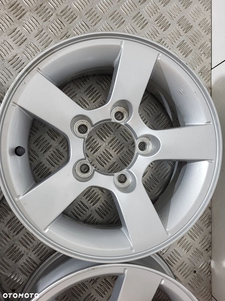 Suzuki Jimny Felgi Aluminiowe 15 - 18