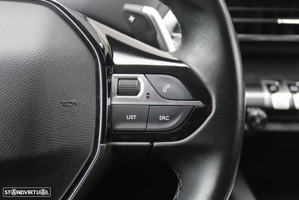 Peugeot 3008 1.2 PureTech Allure Pack EAT8 - 12