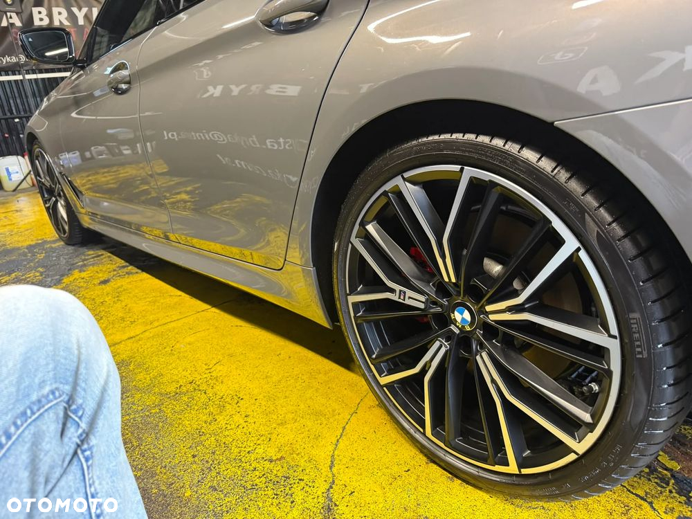 BMW Seria 5 530i xDrive GPF M Sport sport - 16