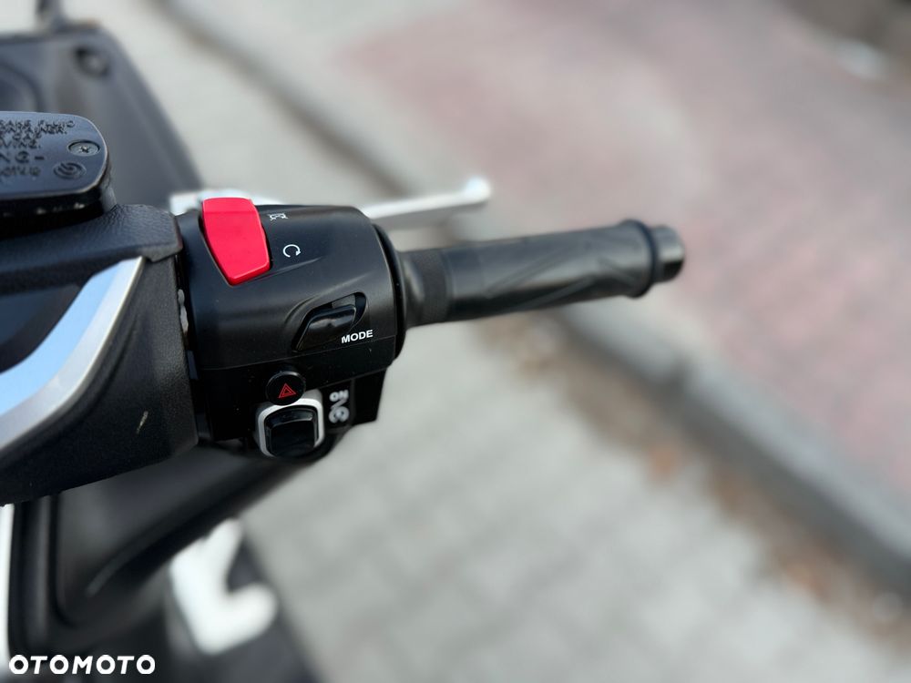 Yamaha Tmax - 31