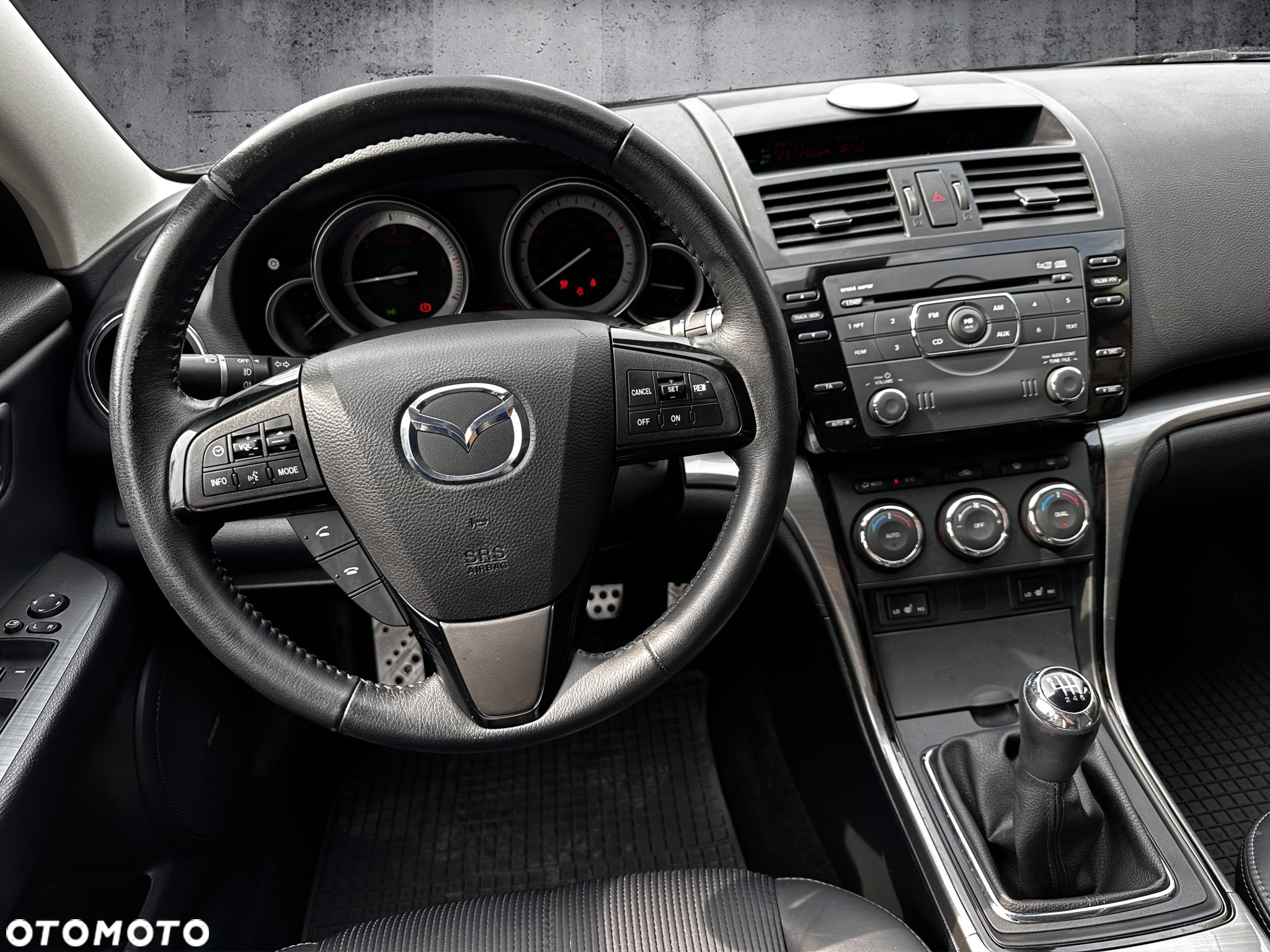 Mazda 6 Sport Kombi 2.2 CD DPF Exclusive-Line Edition 40 Jahre - 16