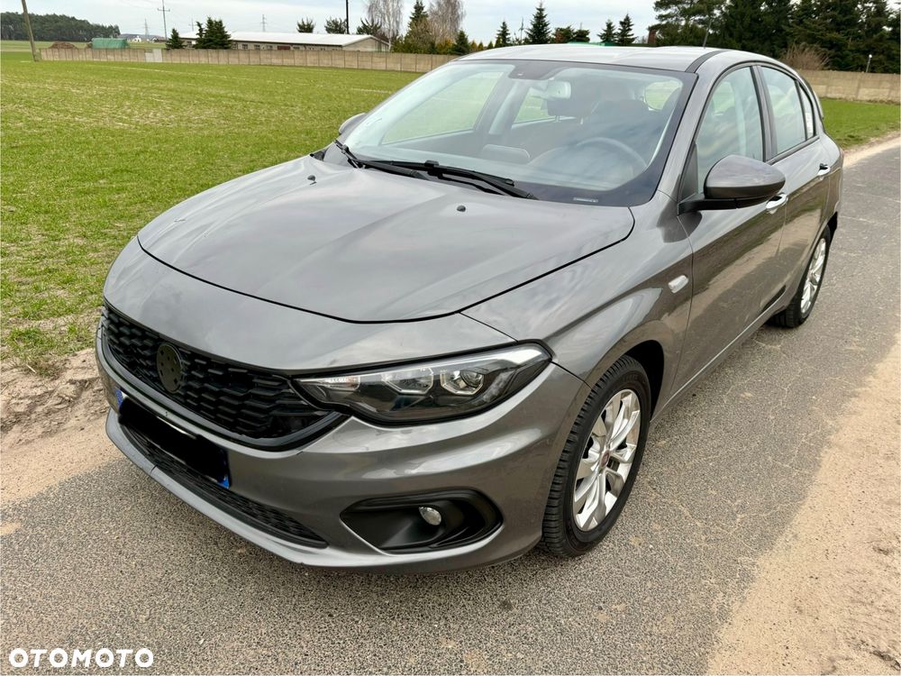 Fiat Tipo 1.6 MultiJet DCT Lounge - 2