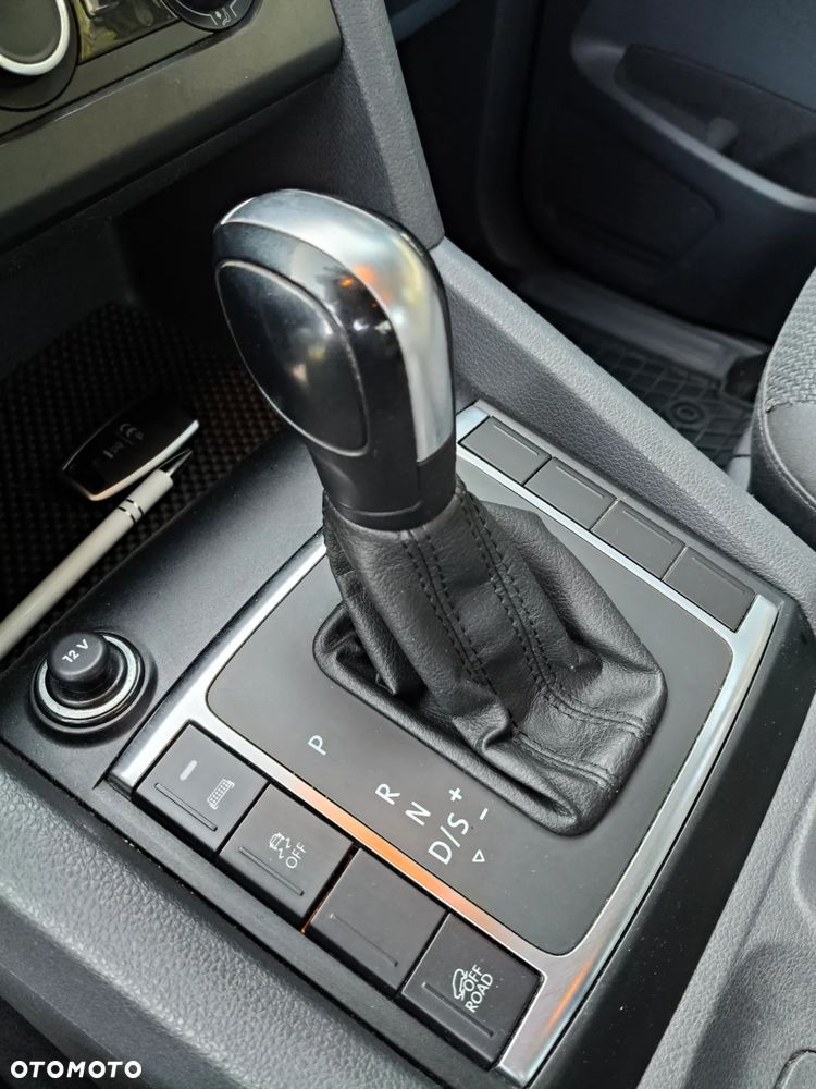 Volkswagen Amarok 2.0 BiTDI Autm Trendline - 28