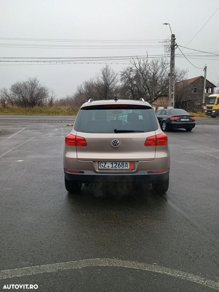 Volkswagen Tiguan 2.0 TDI DPF 4Motion BlueMotion Technology DSG Life - 9