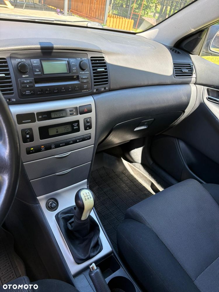 Toyota Corolla 1.4 D-4D - 8