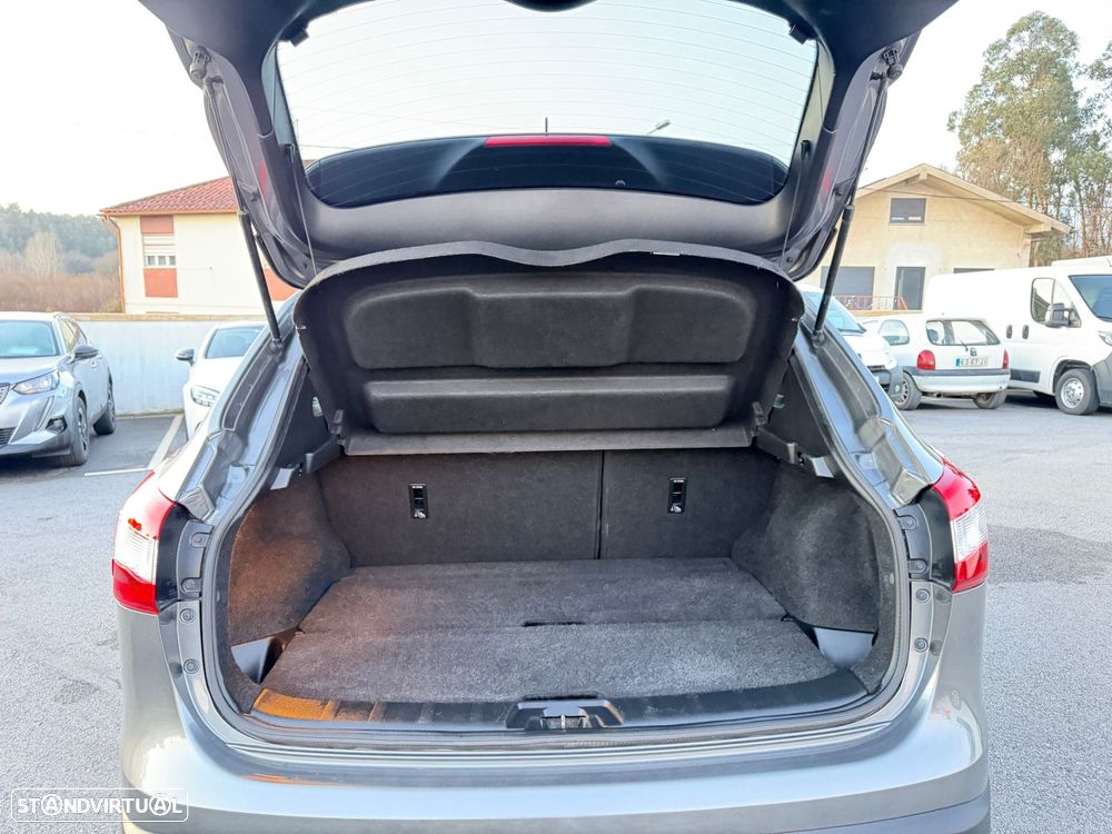 Nissan Qashqai 1.5 dCi N-Connecta - 5