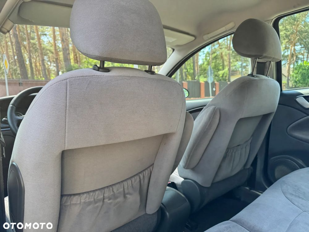 Citroën C5 2.0 16V Exclusive - 32