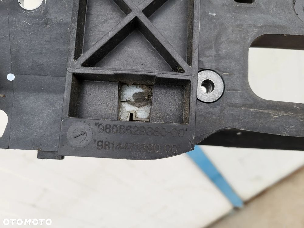 Pas przedni wzmocnienie górne belka Citroen C4 Picasso II - 8