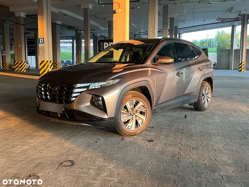 Hyundai Tucson 1.6 T-GDi HEV Executive 2WD - 29