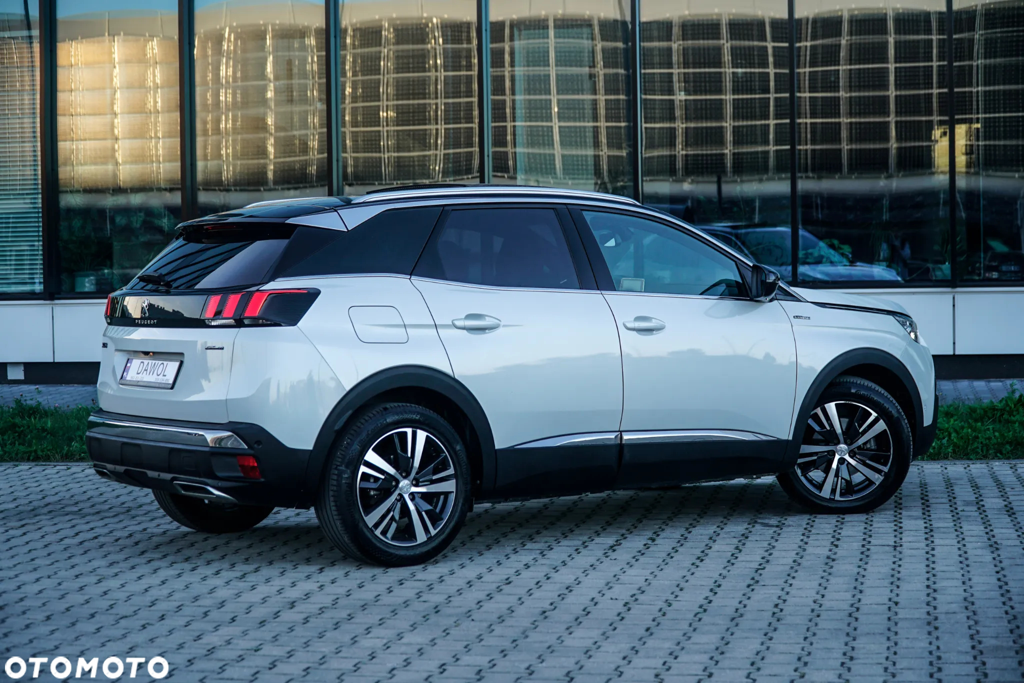 Peugeot 3008 1.6 BlueHDi Active S&S EAT6 - 16