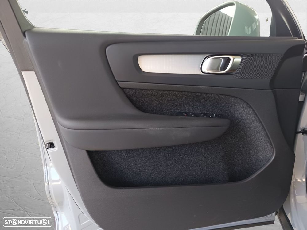 Volvo XC 40 1.5 T4 PHEV Core - 13