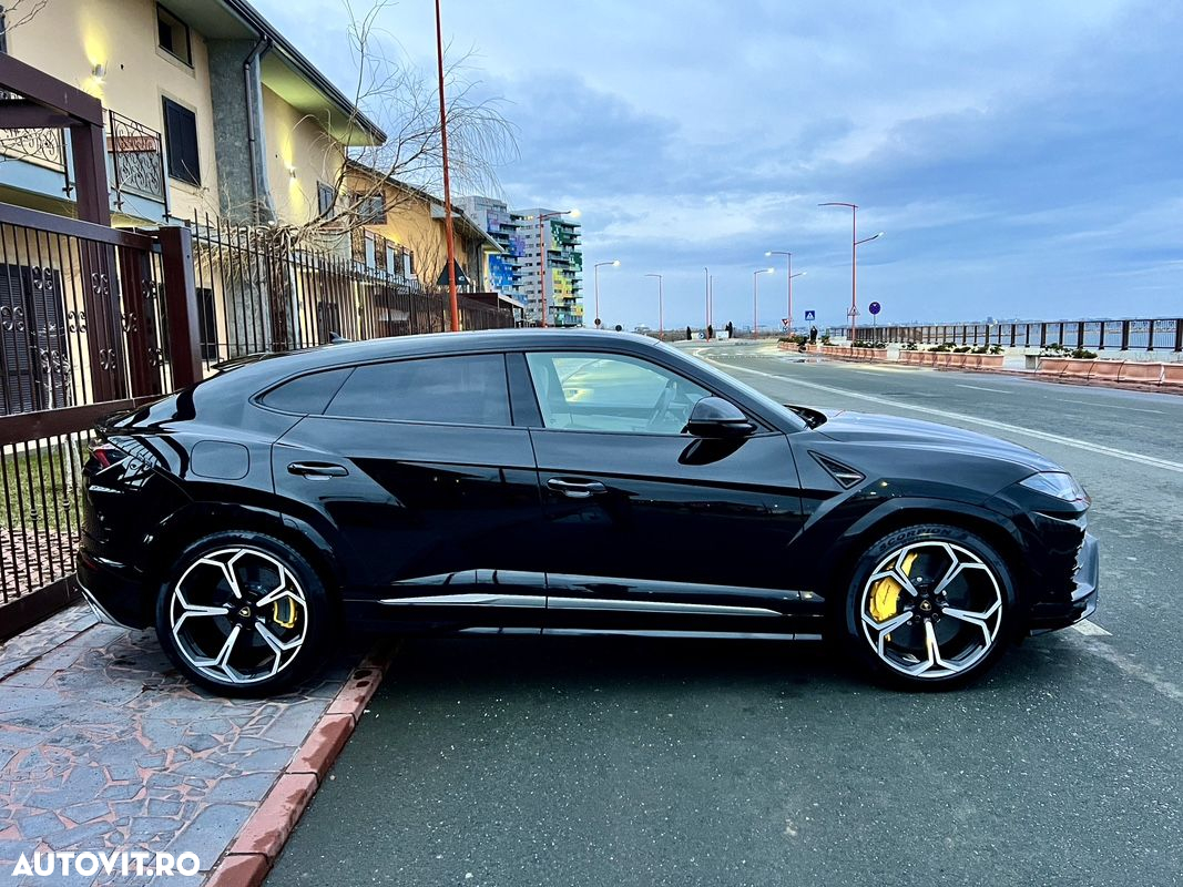 Lamborghini URUS Standard - 31