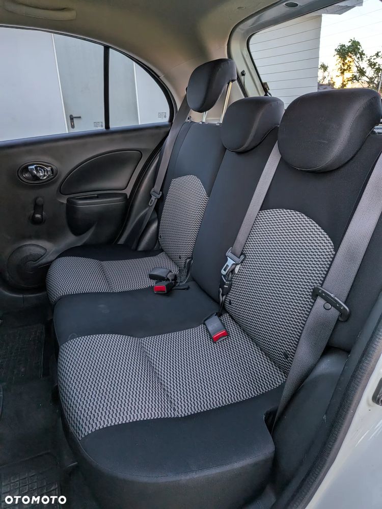 Nissan Micra - 35