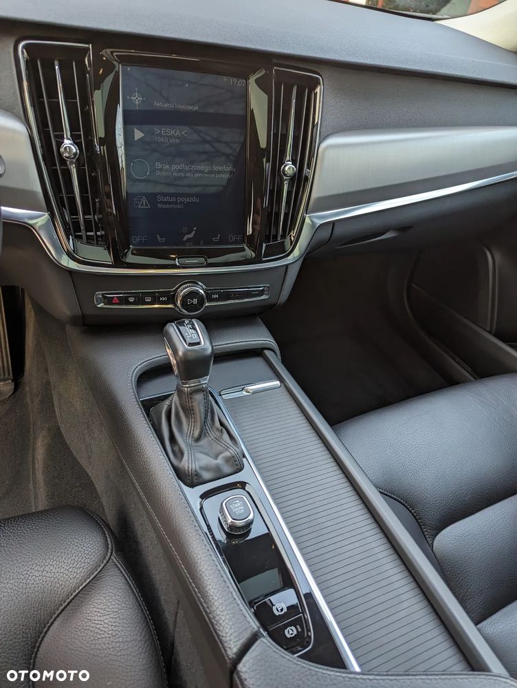 Volvo V90 D4 Momentum Pro - 14