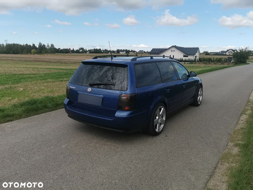 Volkswagen Passat 1.9 TDI Comfortline - 7