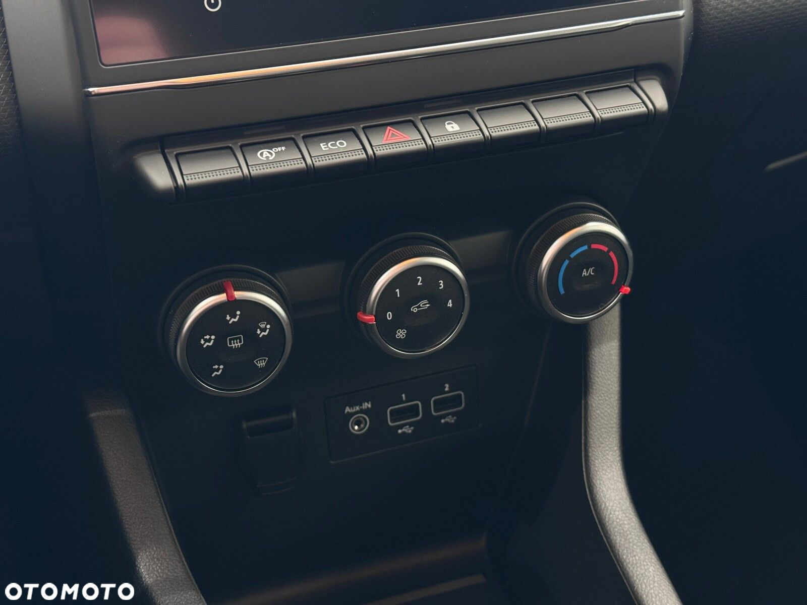 Renault Clio - 24