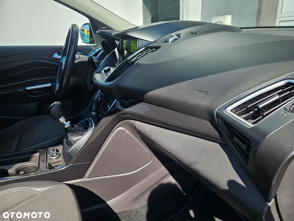 Ford Kuga 1.5 EcoBoost FWD Titanium ASS MMT6 - 26