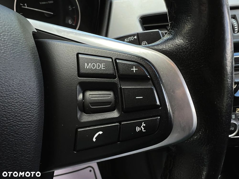 BMW X1 sDrive18d - 28