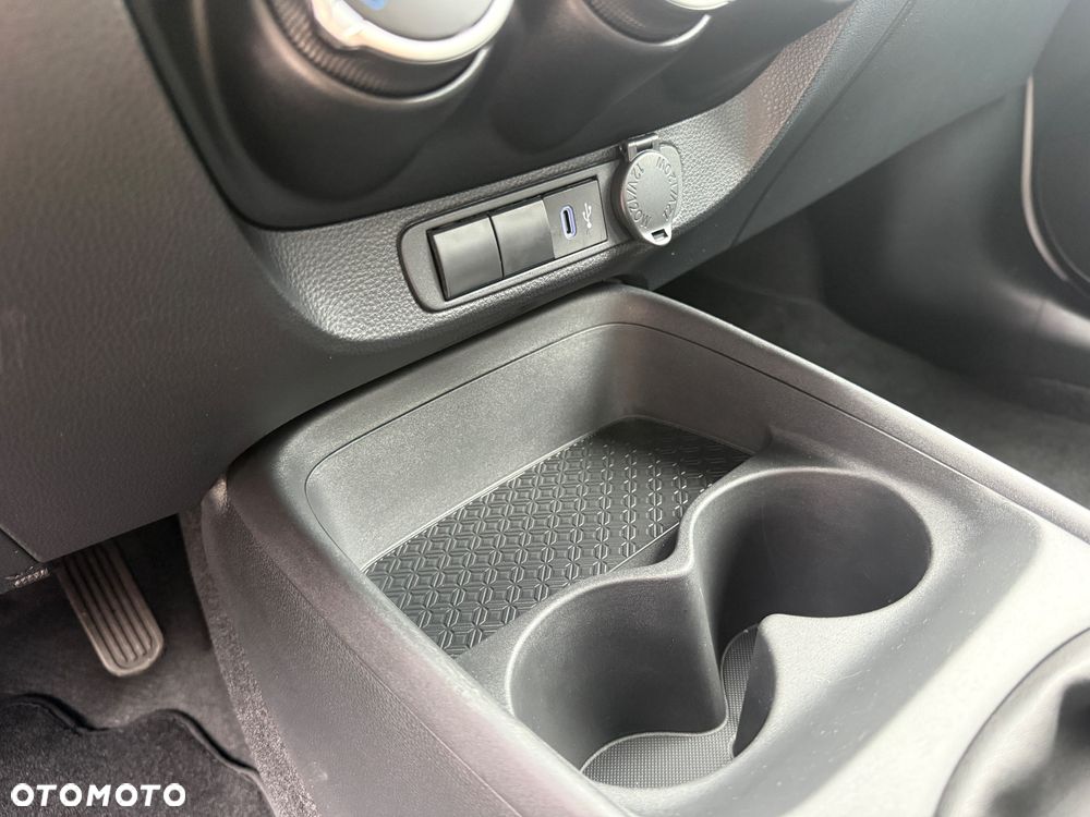 Toyota Aygo X Air Style - 27