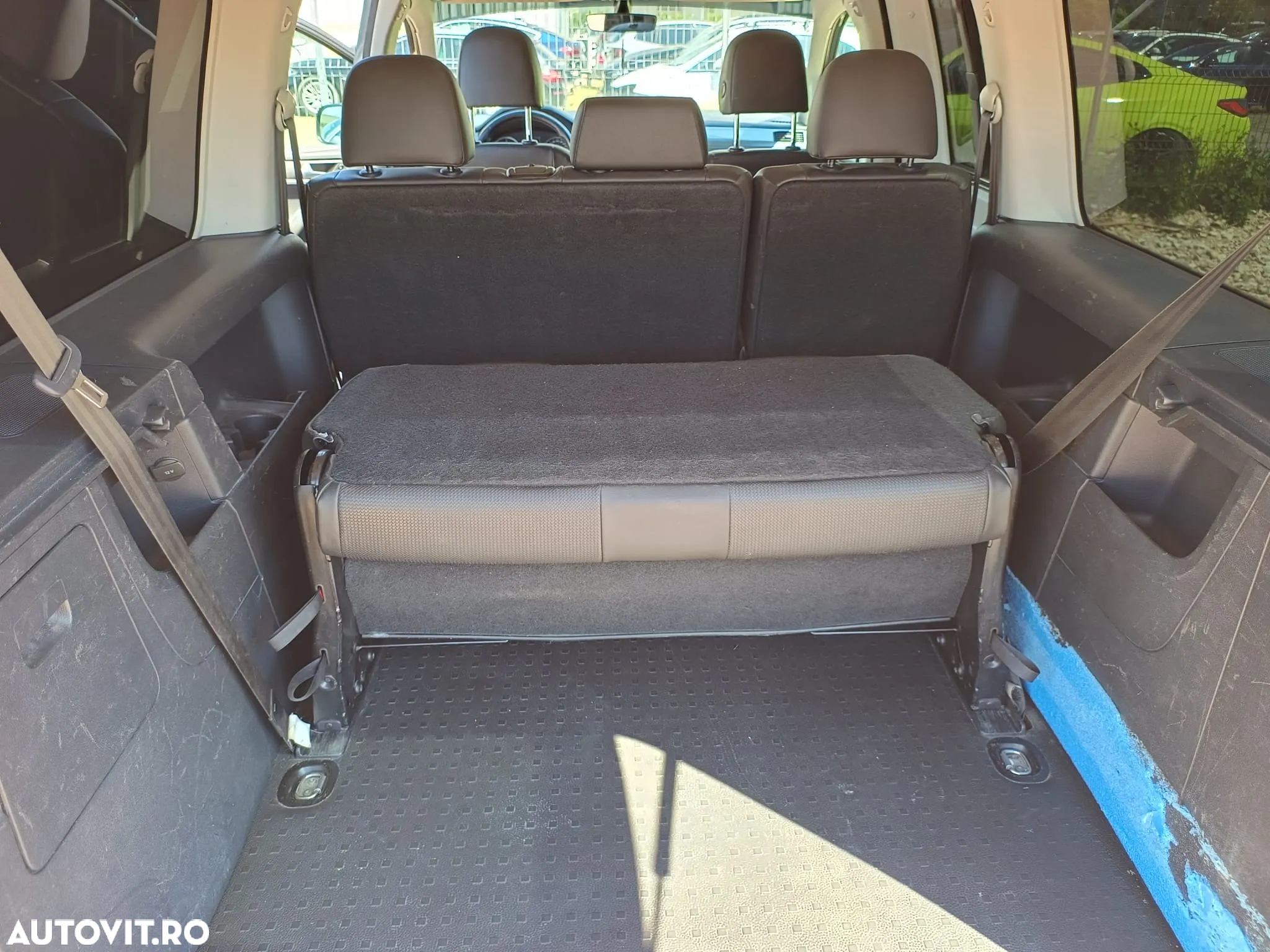 Volkswagen Caddy 2.0 TDI (7-Si.) DSG Maxi Comfortline - 9