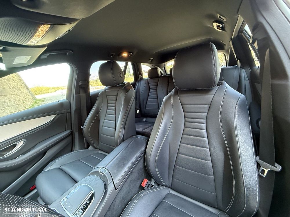 Mercedes-Benz E 300 de AMG Line — fotografia 16