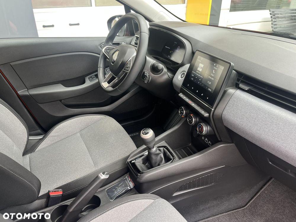Renault Clio - 20