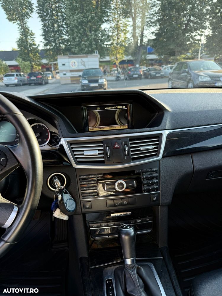 Mercedes-Benz E 220 CDI BlueEfficiency Aut. - 14