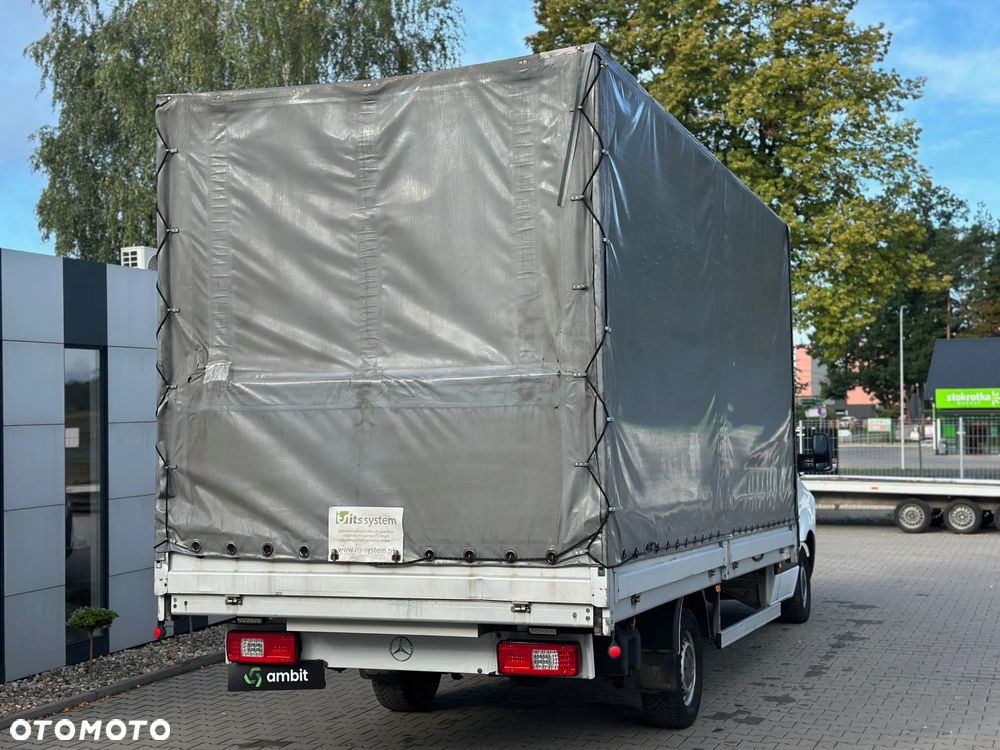 Mercedes-Benz Sprinter - 8