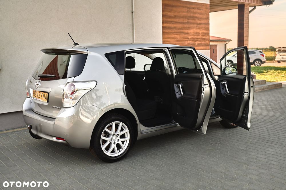 Toyota Verso 1.8 7-Sitzer Skyview Edition - 19