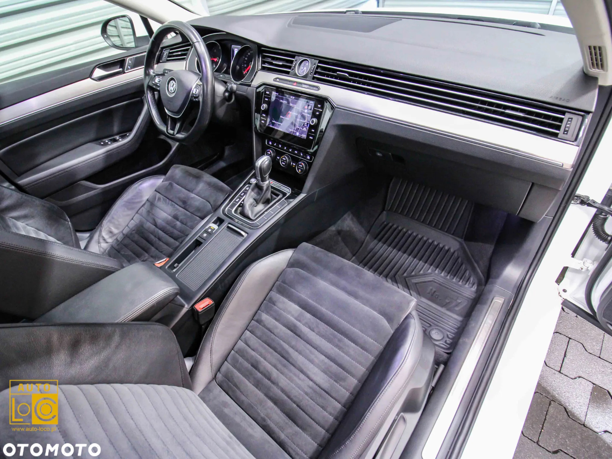 Volkswagen Passat 2.0 TDI Bi-Turbo BMT 4Mot Highline DSG - 9