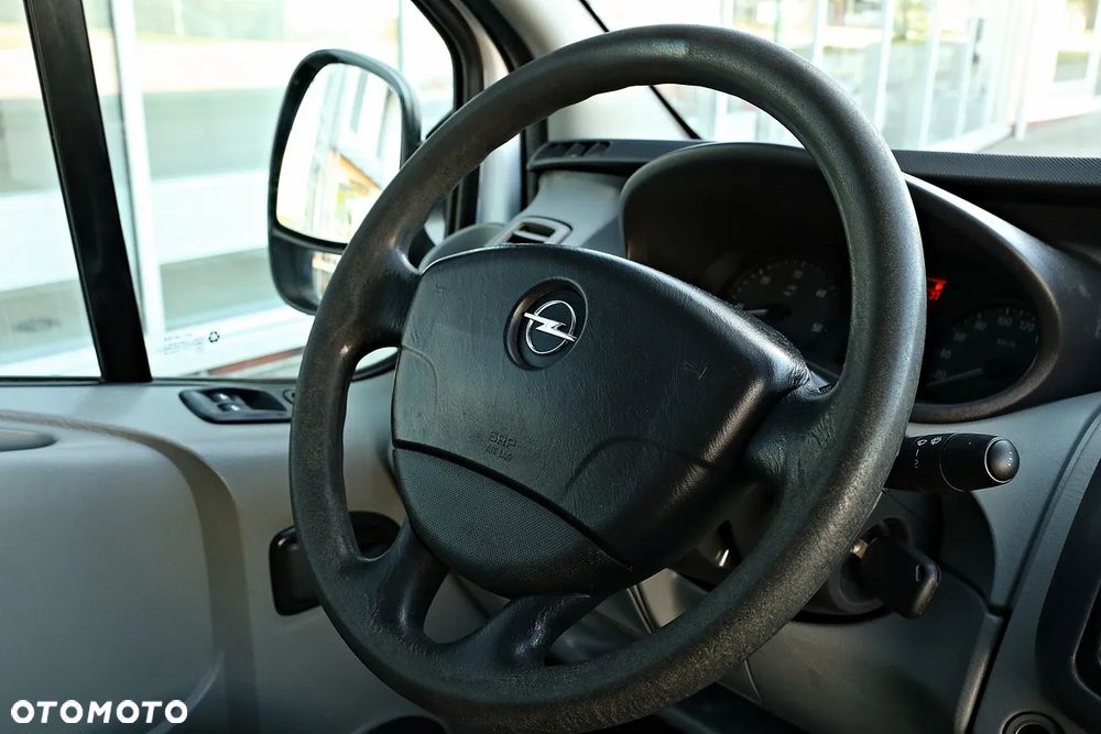 Opel VIVARO - 29